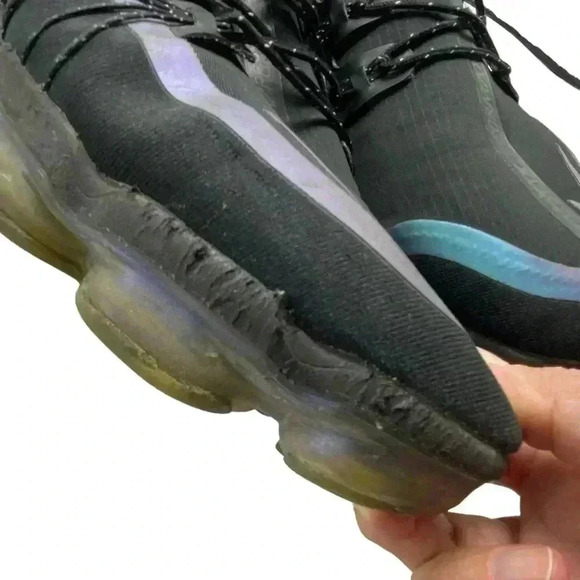 Nike run utility Air VaporMax flyknit size AQ8810-09 size 12 sneakers - Picture 4 of 11